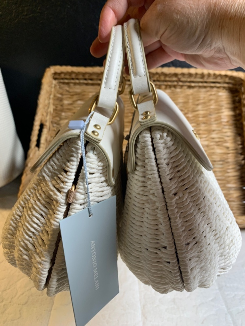 Antonio Melani white woven mini handbag/NWT cute and summery - Picture 16 of 16